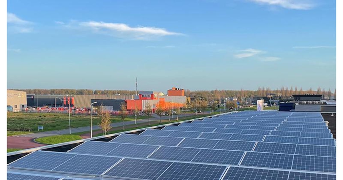 100 Zonnepanelen vol energie